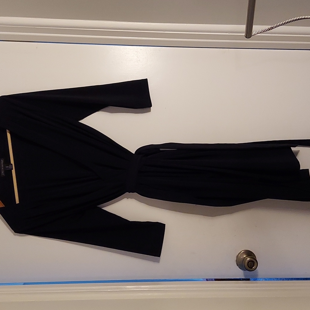 A Pea in the Pod Black Wrap Dress NWT XS